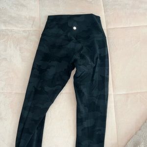 Lululemon Align High-Rise Pant 28” - Heritage 365 Camo Deep Coal Multi
